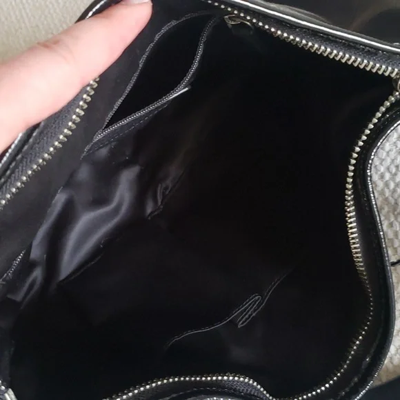 Coach Black Shoulder Bag - Picture 2 of 9